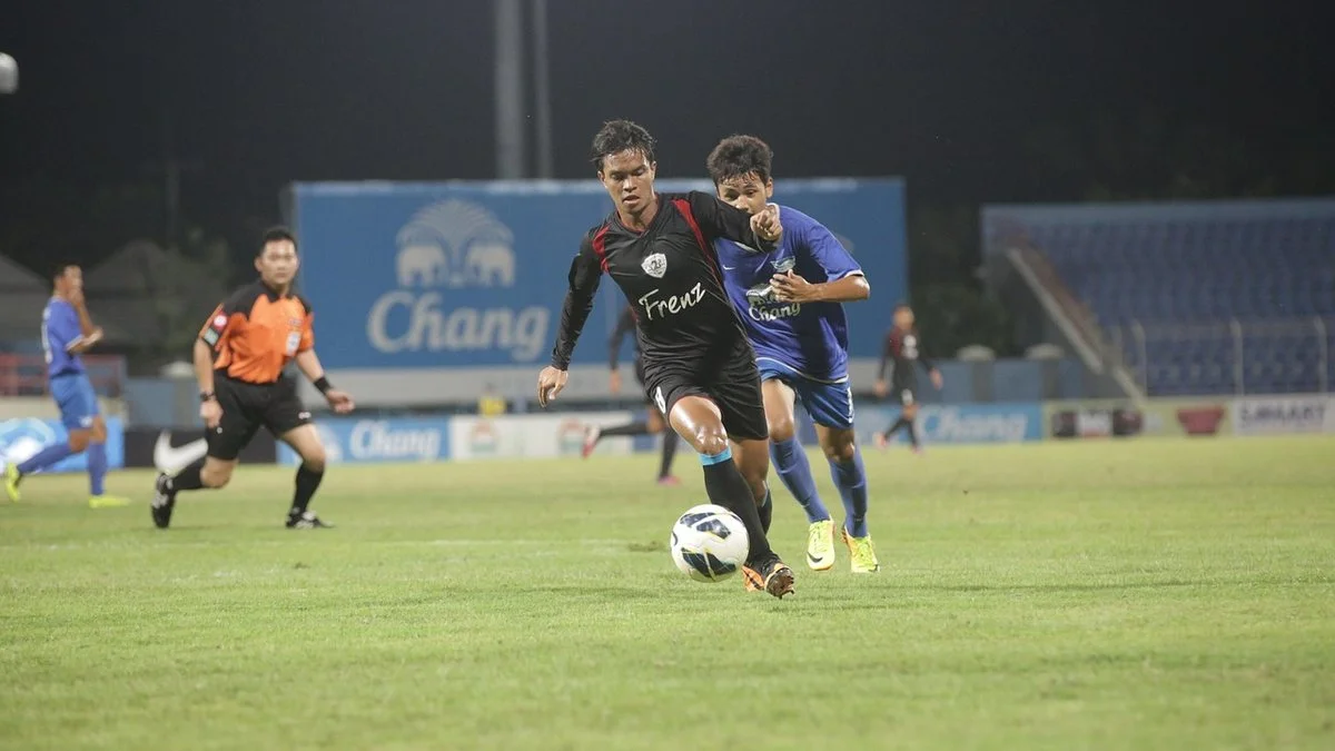 戈登43岁入选世界杯:苏格兰赛后节奏与临场控制观察
